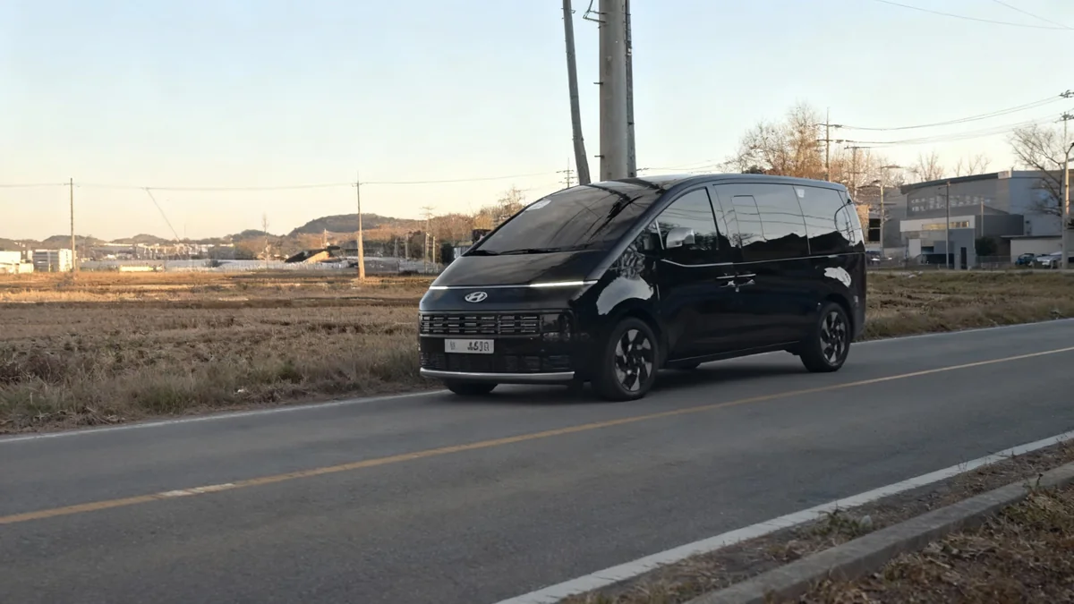 Hyundai Staria Facelift: Neues Design und Interieur